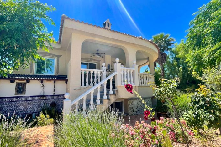 Image No.14-4 Bed Villa for sale