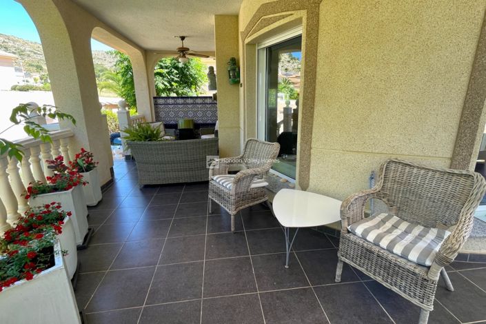 Image No.18-4 Bed Villa for sale