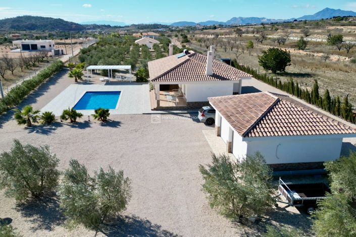 Image No.17-3 Bed Villa for sale