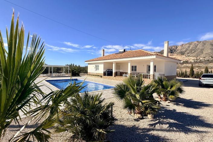 Image No.19-3 Bed Villa for sale