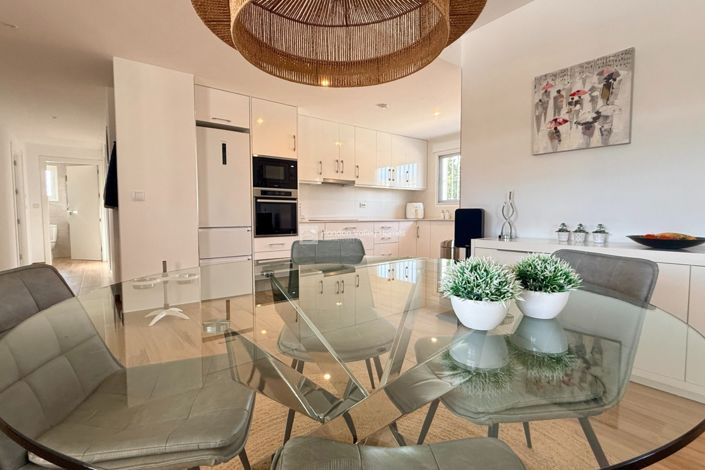 Image No.40-3 Bed Villa for sale