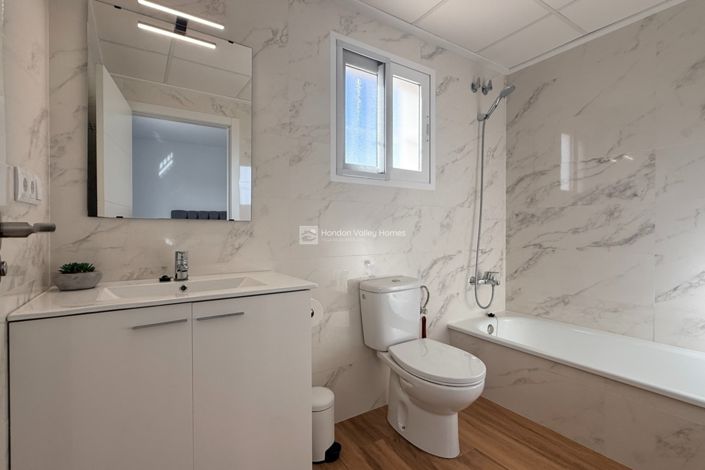 Image No.50-3 Bed Villa for sale