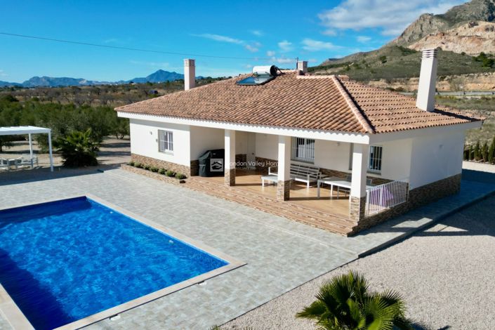 Image No.8-3 Bed Villa for sale