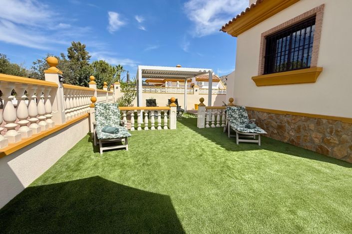 Image No.13-3 Bed Villa for sale