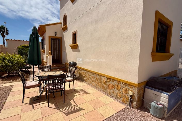 Image No.19-3 Bed Villa for sale