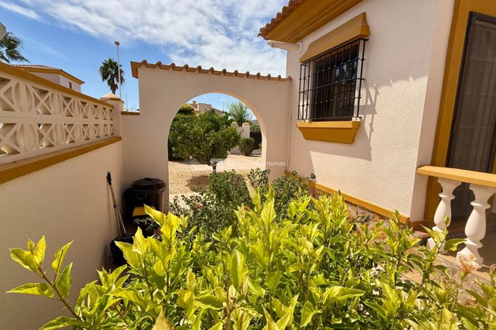 Image No.21-3 Bed Villa for sale