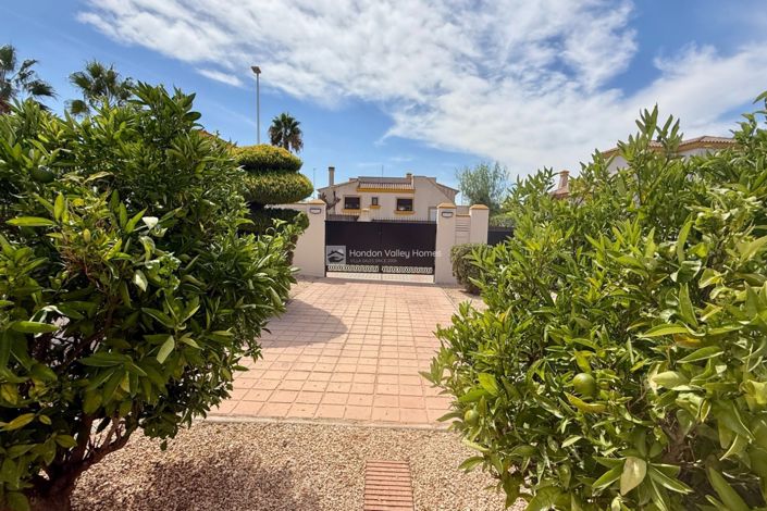 Image No.22-3 Bed Villa for sale