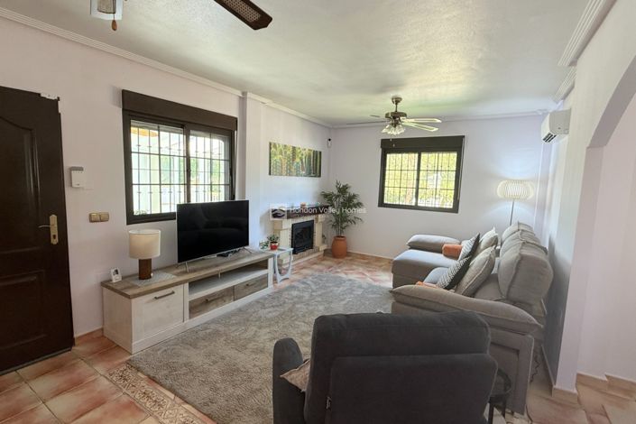 Image No.27-3 Bed Villa for sale