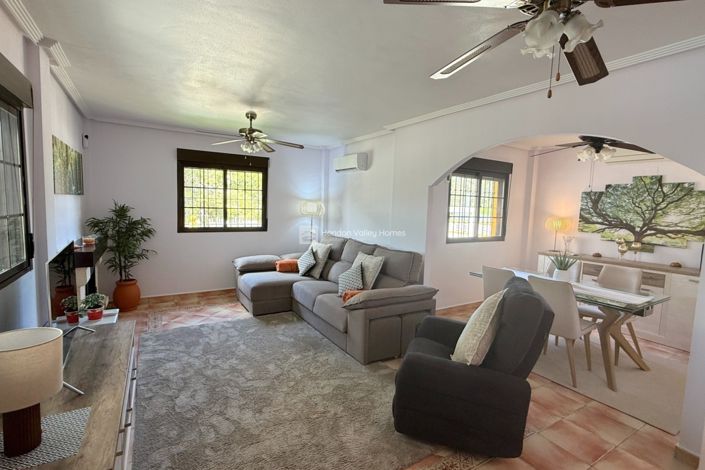 Image No.29-3 Bed Villa for sale