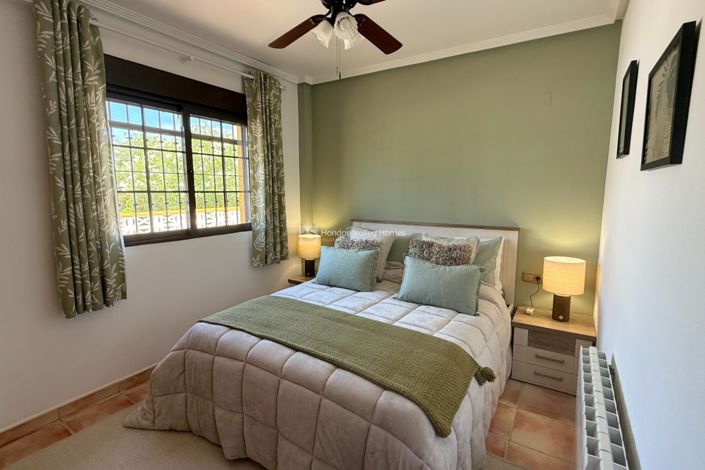 Image No.40-3 Bed Villa for sale