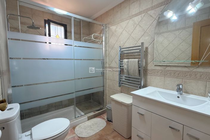 Image No.43-3 Bed Villa for sale