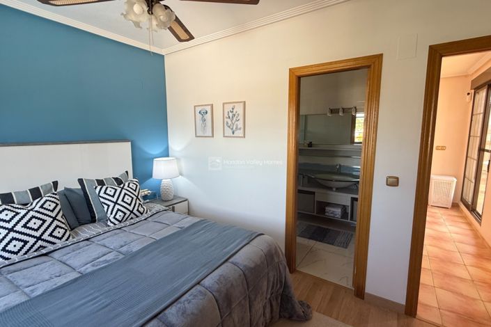 Image No.48-3 Bed Villa for sale