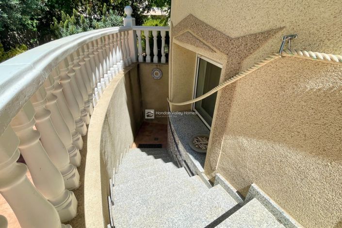 Image No.33-4 Bed Villa for sale