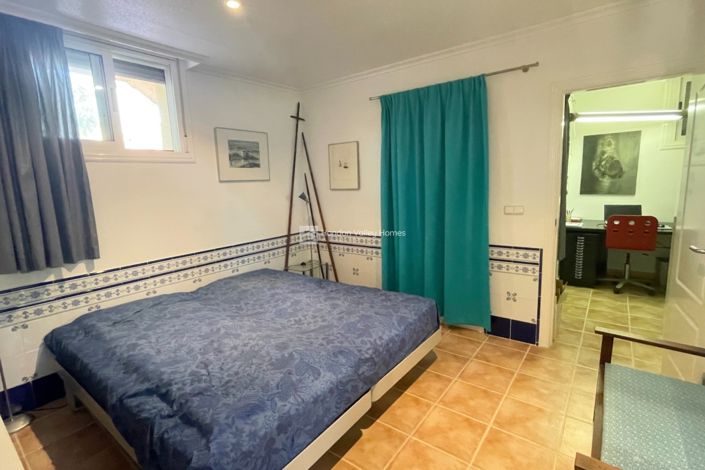 Image No.37-4 Bed Villa for sale