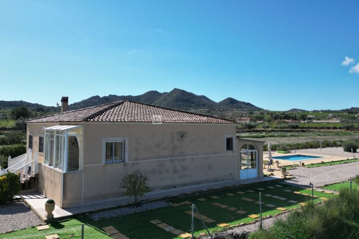 Image No.17-3 Bed Villa for sale