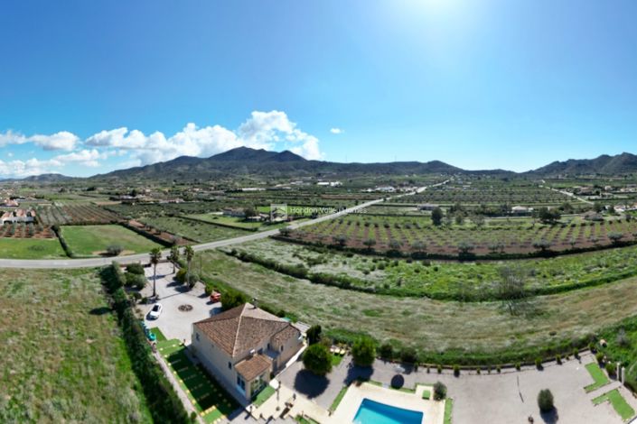 Image No.25-3 Bed Villa for sale