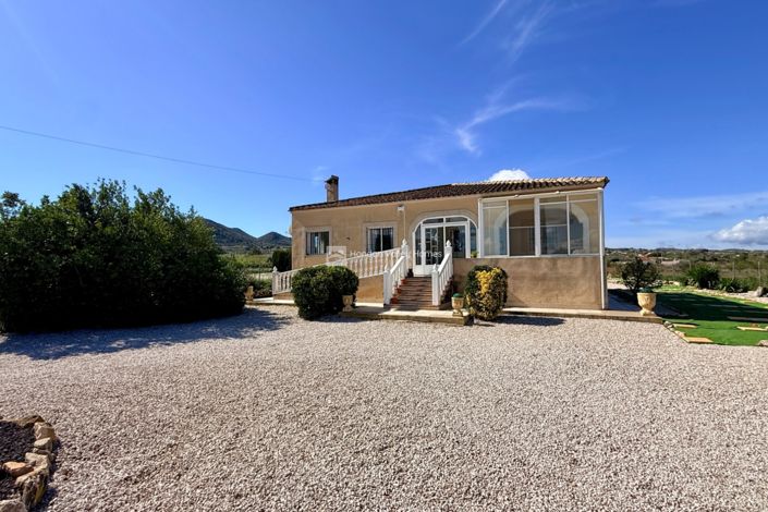 Image No.28-3 Bed Villa for sale