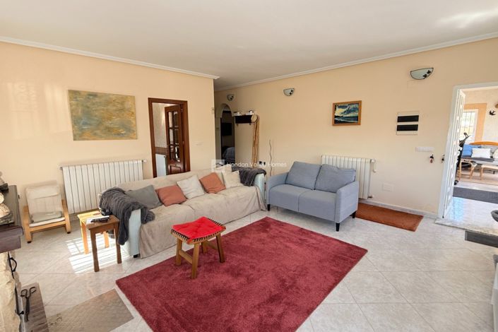 Image No.48-3 Bed Villa for sale