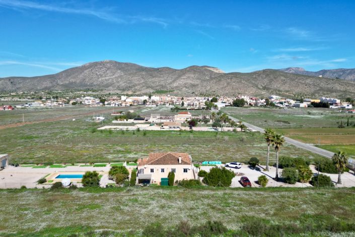 Image No.10-3 Bed Villa for sale