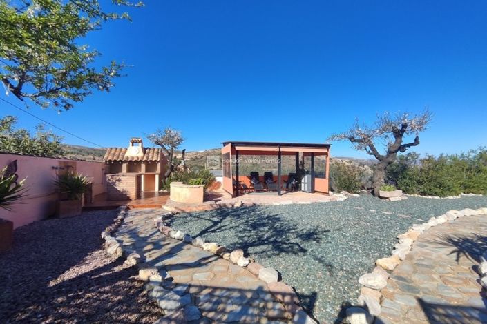 Image No.20-5 Bed Property for sale