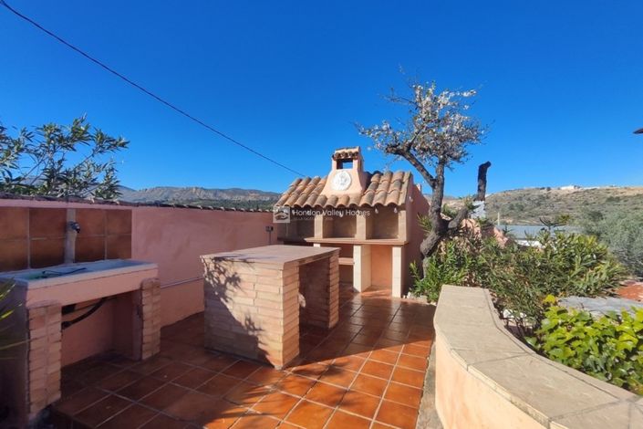 Image No.21-5 Bed Property for sale