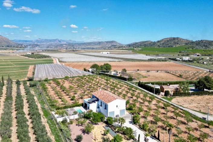 Image No.20-7 Bed Villa for sale