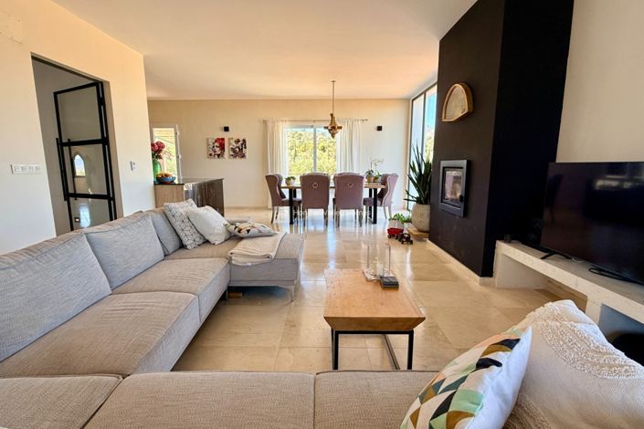 Image No.31-7 Bed Villa for sale