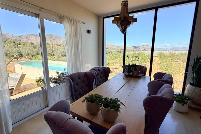 Image No.34-7 Bed Villa for sale