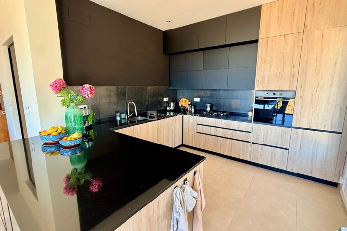 Image No.37-7 Bed Villa for sale