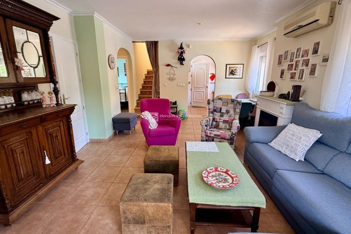 Image No.25-3 Bed Villa for sale