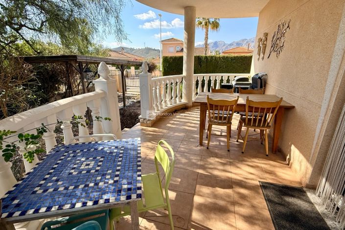 Image No.26-3 Bed Villa for sale