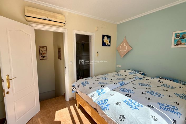 Image No.29-3 Bed Villa for sale