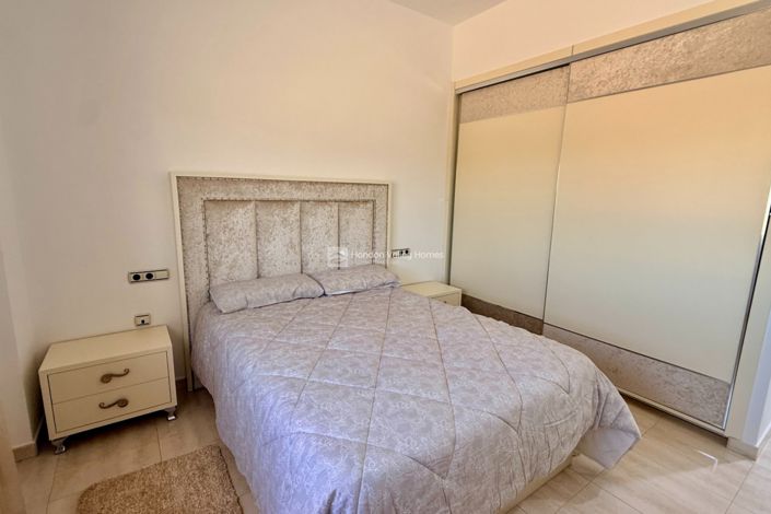 Image No.40-4 Bed Property for sale