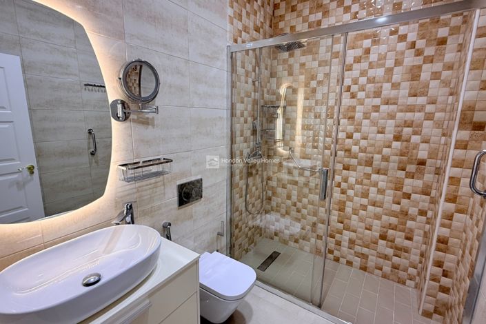 Image No.45-4 Bed Property for sale