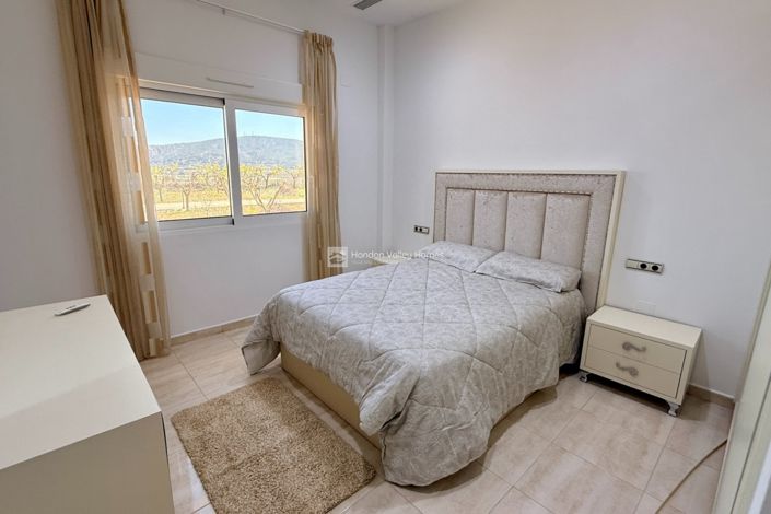 Image No.51-4 Bed Property for sale