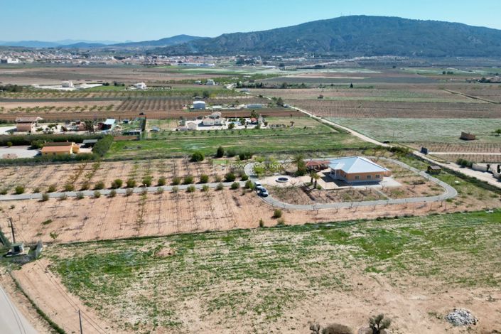 Image No.7-4 Bed Property for sale