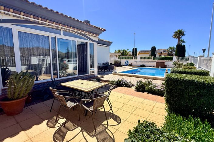 Image No.14-3 Bed Property for sale