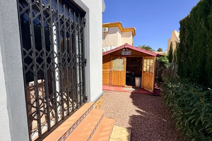 Image No.24-3 Bed Property for sale