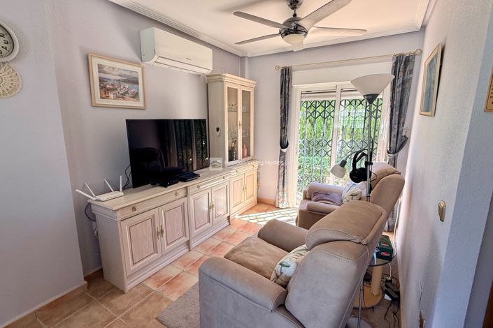 Image No.41-3 Bed Property for sale