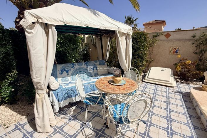 Image No.11-2 Bed Property for sale