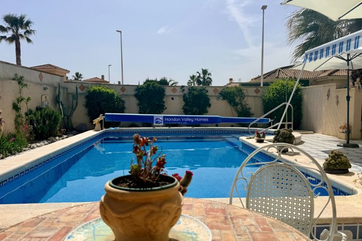 Image No.13-2 Bed Property for sale