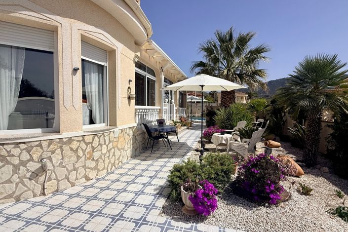 Image No.19-2 Bed Property for sale