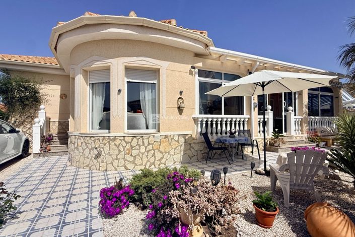 Image No.3-2 Bed Property for sale