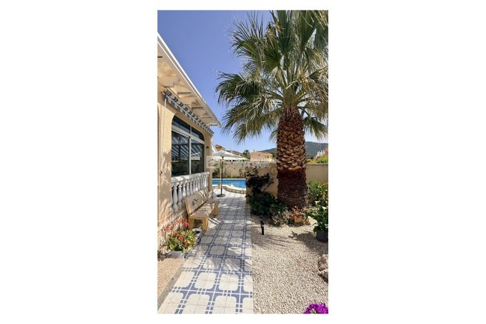 Image No.22-2 Bed Property for sale