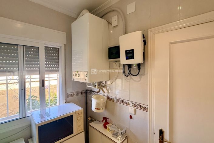 Image No.41-2 Bed Property for sale