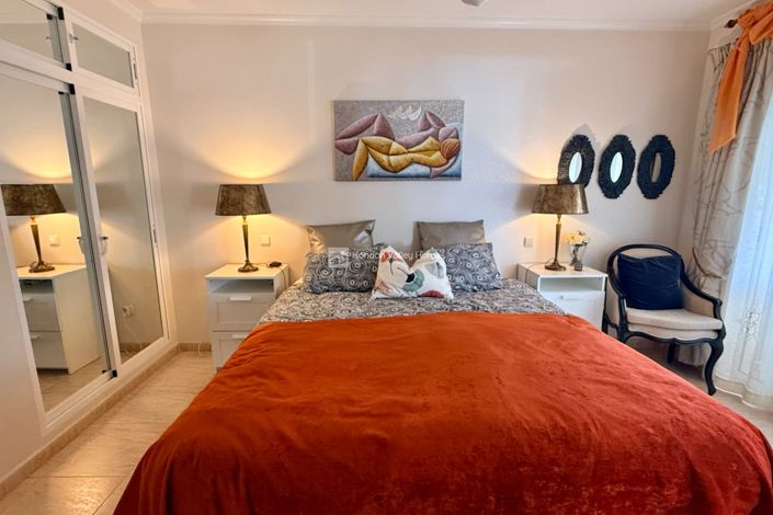 Image No.43-2 Bed Property for sale