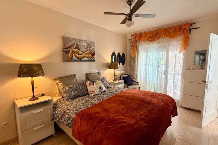 Image No.44-2 Bed Property for sale