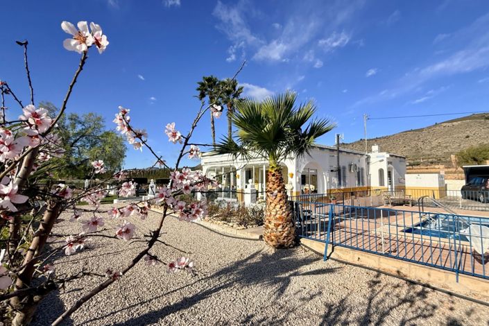 Image No.15-3 Bed Villa for sale