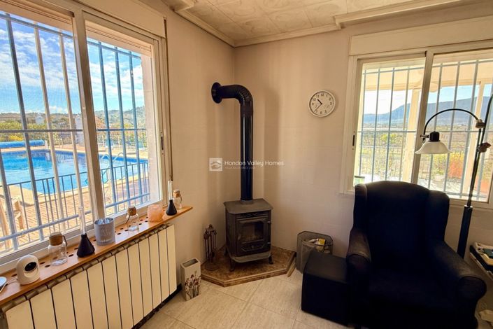 Image No.36-3 Bed Villa for sale