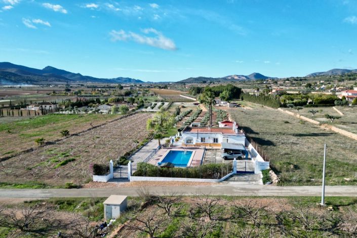 Image No.8-3 Bed Villa for sale